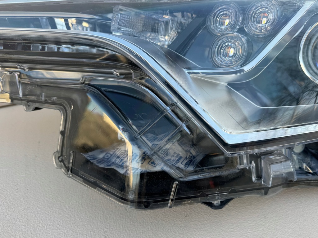 фото №10, Toyota c-hr chr 16r- лампа левая передняя левый перед full led