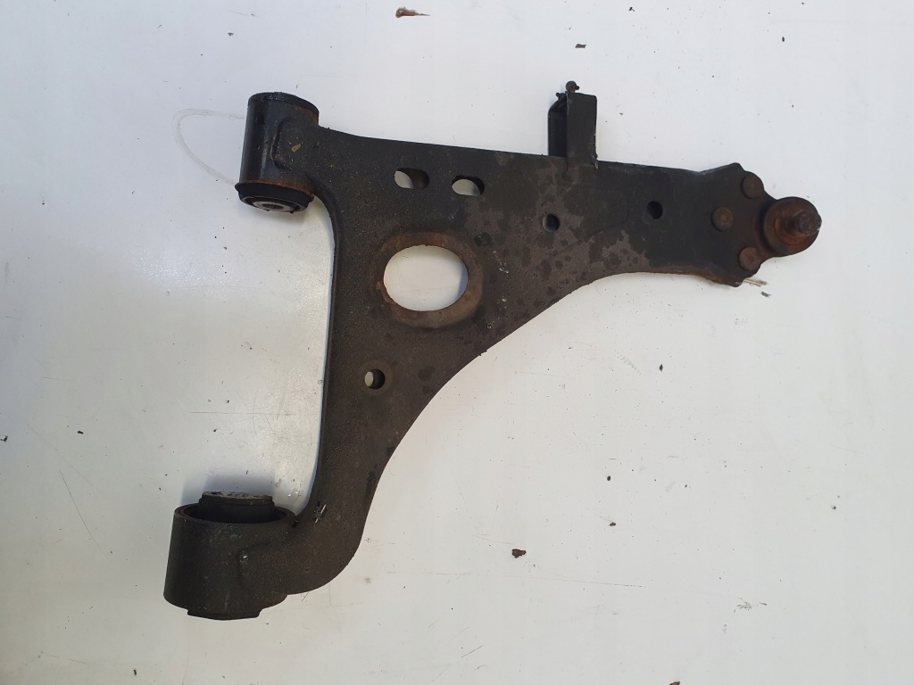 Купити Opel mokka важіль правий перед ксенон