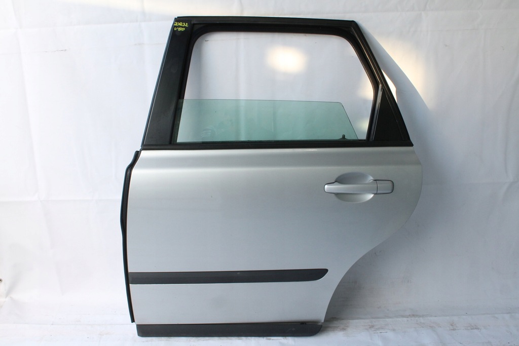фото №1, Двері лівий задня ліва задні volvo v50 2004r- 426