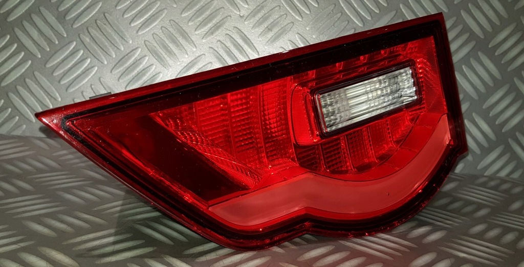 фото №6, Jaguar f-pace x761 лампа правая крышки задняя w крышка задняя hk83-15k272-aa 18r