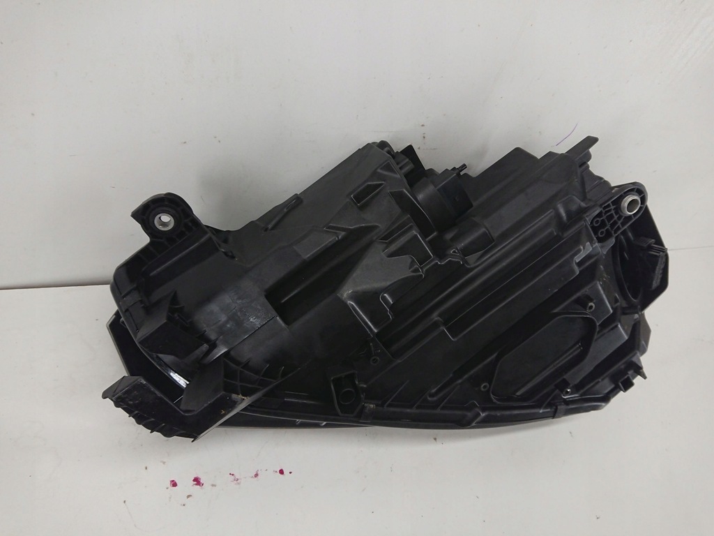 фото №9, Skoda octavia 4 iv 20- led лампа правая передняя