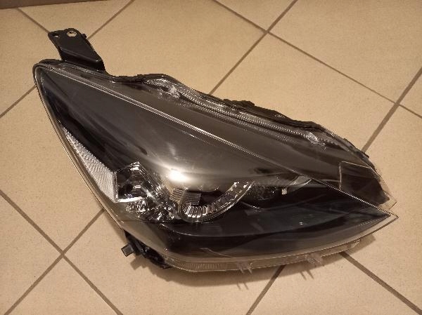 фото №4, Mazda ii 2 led лампа передня перед права