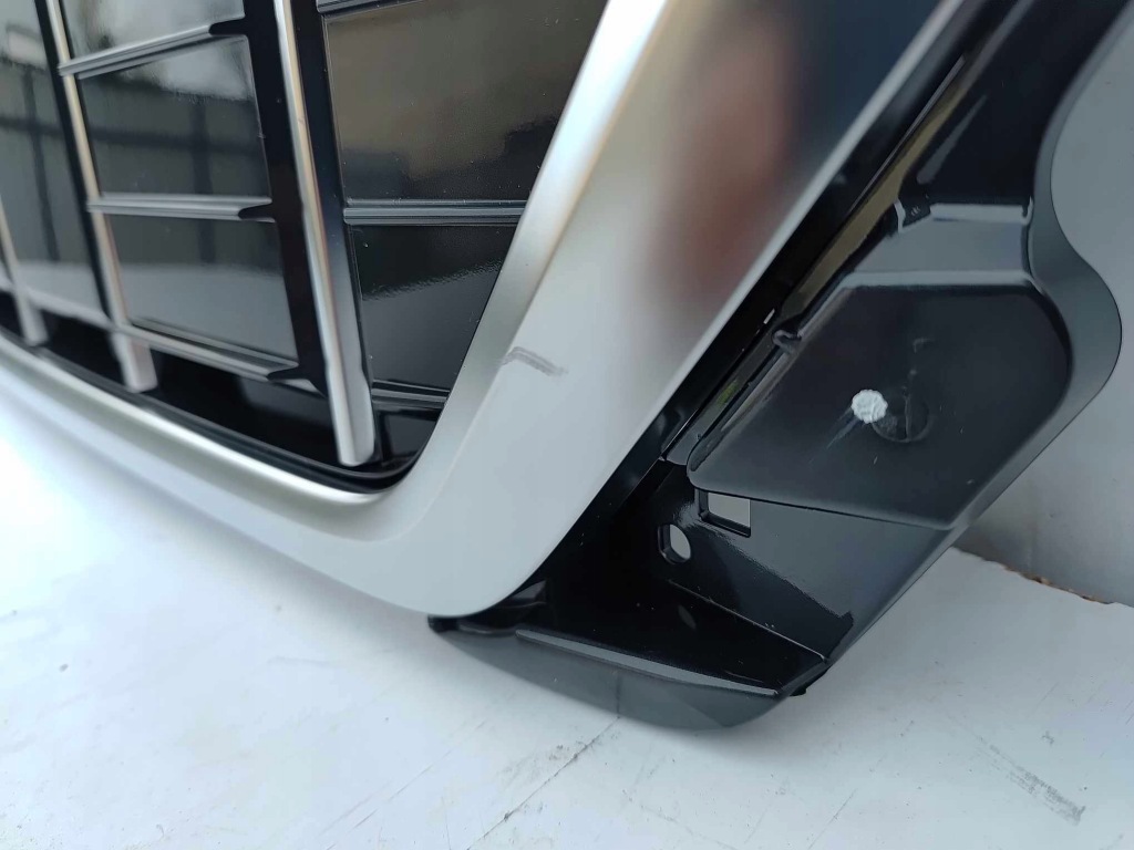 Audi q3 2 83a s-line решётка радиатора решётка  бампера перед новая оригинальный номер 4150 Киев