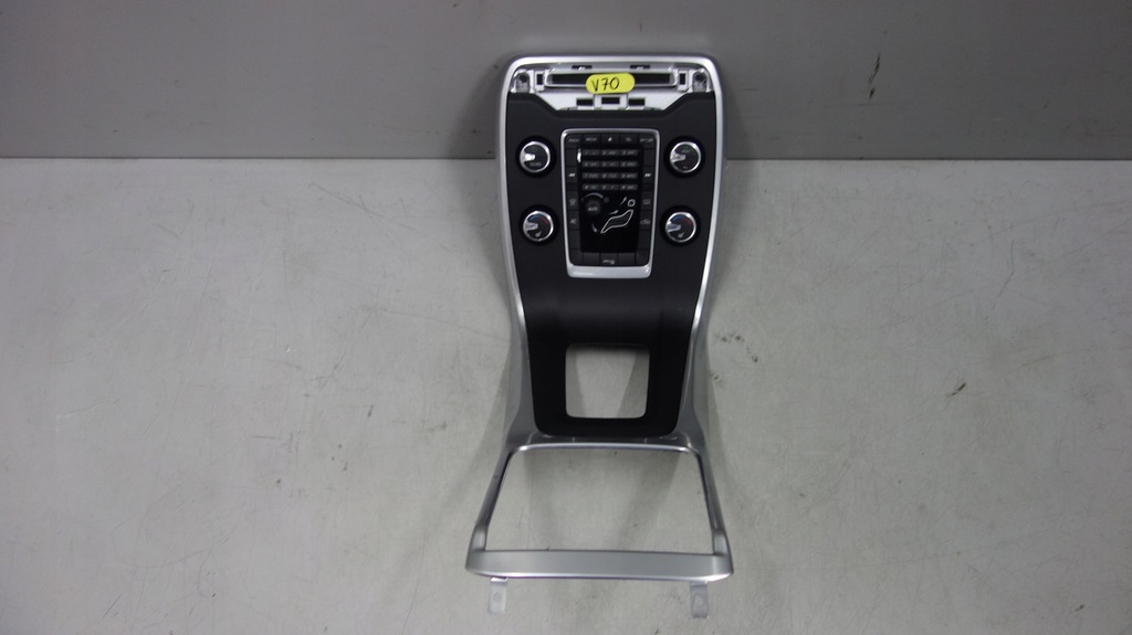 фото №1, Volvo v70 панель кондиционера рамка корпус