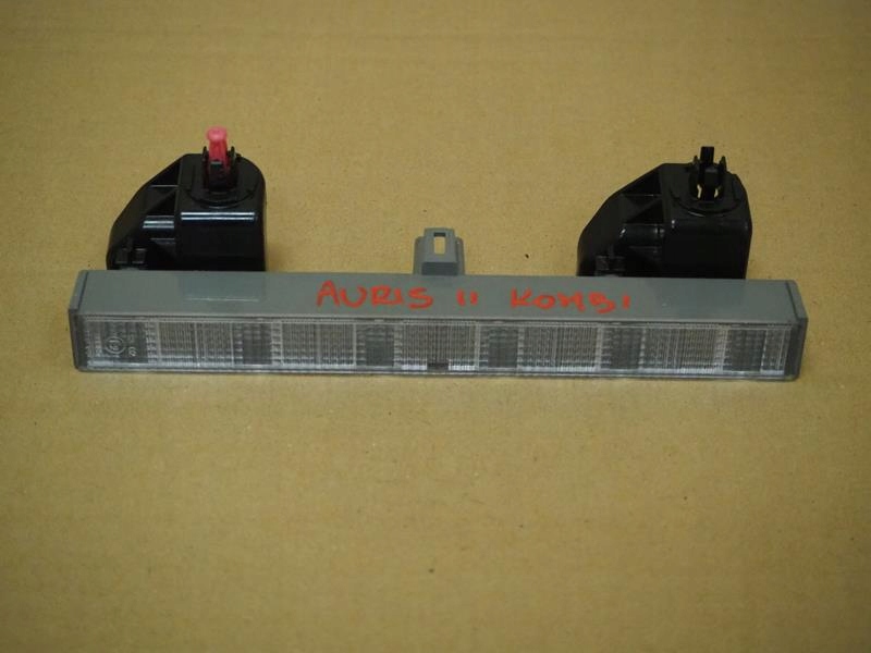 фото №1, Свет стоп led w крышка toyota auris ii