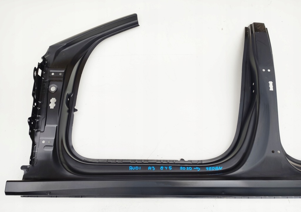 фото №1, Audi a3 s3 8y5 sedan поріг лівий обшивка ліва 2020