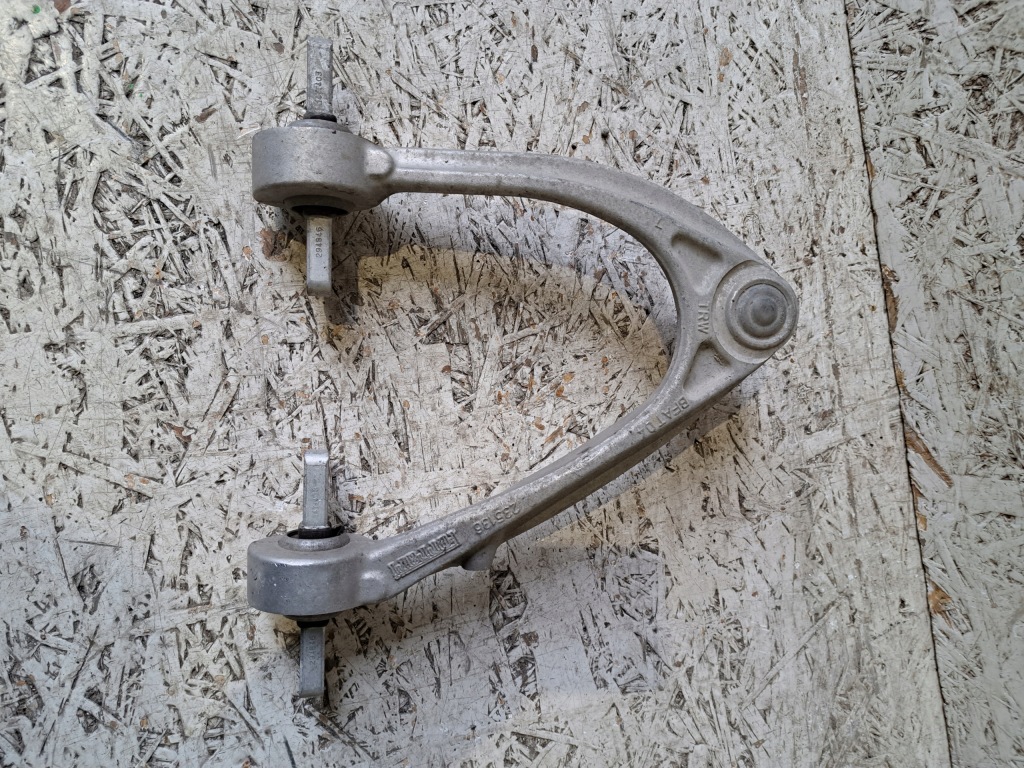 фото №1, Ferrari 458 italia важіль перед передній лівий