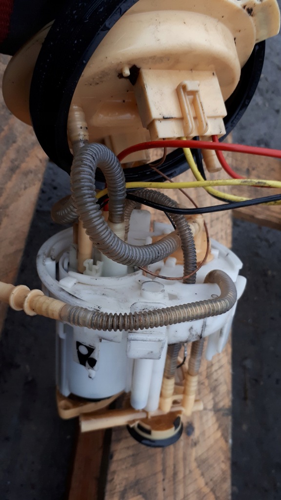 фото №11, A4 b9 8w помпа топлива 3.0 tdi quattro a5 8w