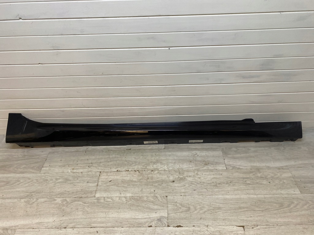 фото №1, Порог накладка bmw 6 f06 8052654