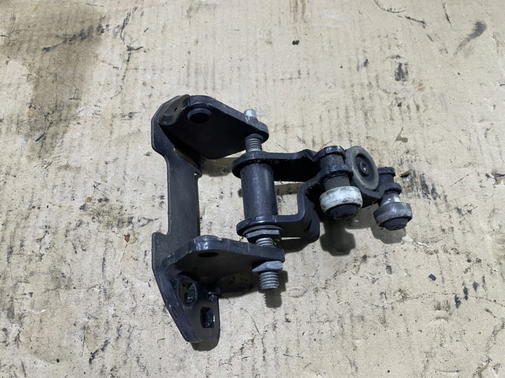 фото №1, Ролик двері розсувних лівих bok sprinter 906