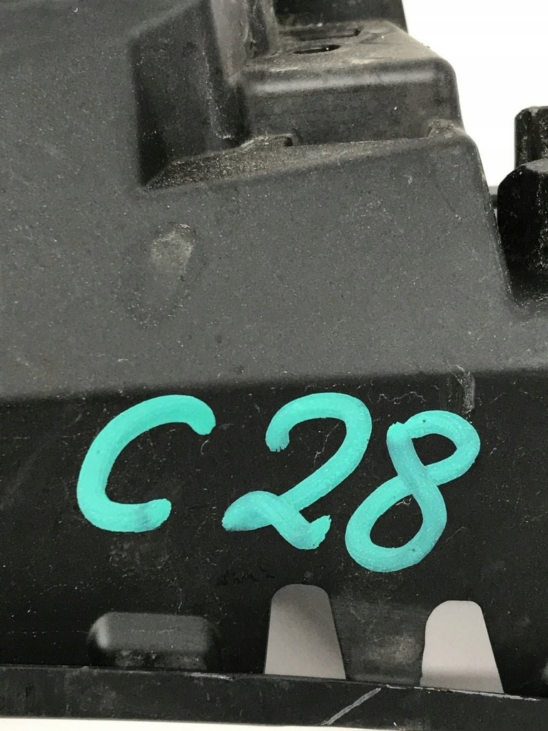 фото №15, Audi a3 8y 2022 накладка / решітка радіатора / решітка радіатора верхній радіатора 8y0853651b