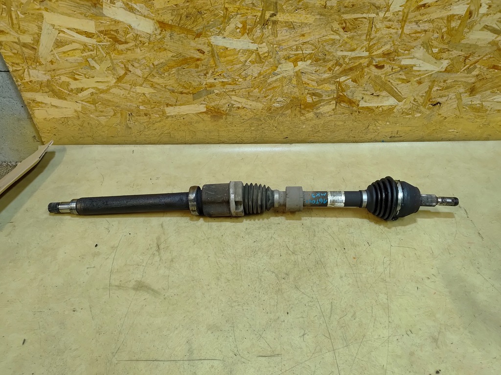 фото №1, Focus mk3 1.6 tdci приводной вал правая av613b436jb