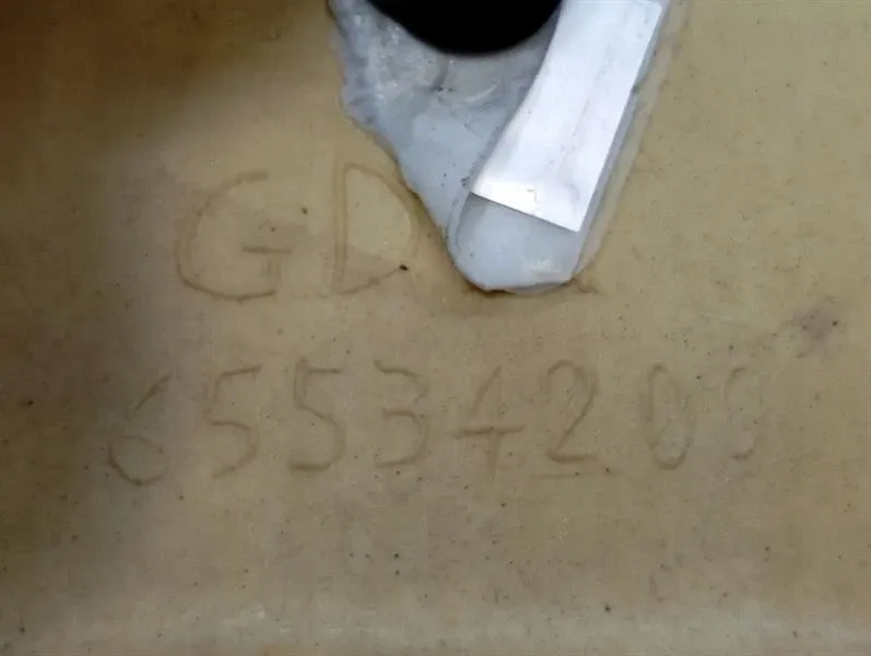 Панель приладів приладова ferrari 360 f131 655356 rhd нижня Ціна