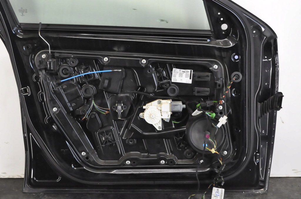 фото №7, Mercedes gla w156 дверь левый перед левая передние