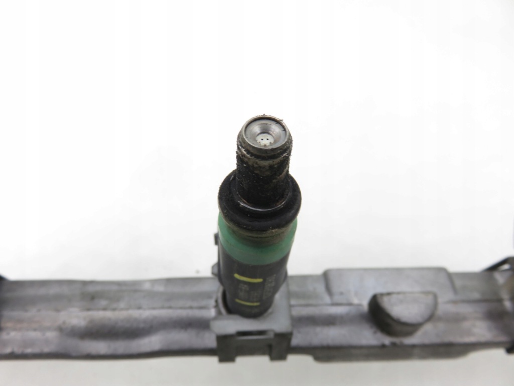 Молдинг упорскування ford focus mk1 1.6 16v 98mf9f593ba 98mfba 98mf9h487bb fydc Зі Шроту