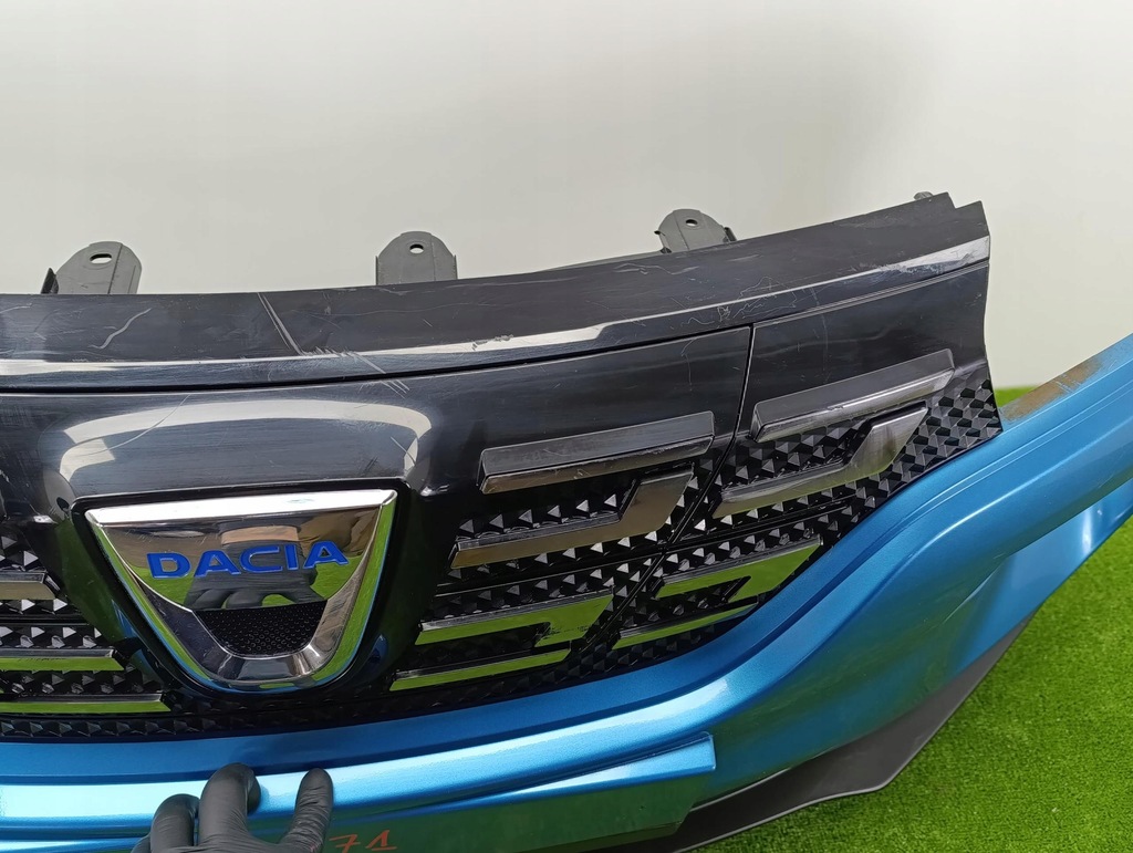 фото №10, Dacia spring бампер перед передній решітка радіатора решітка радіатора гарний