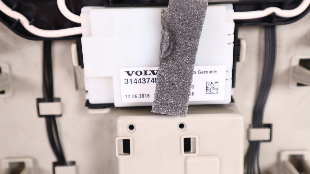 фото №9, Volvo xc90 ii лампа потолочный 31479611, 31443745