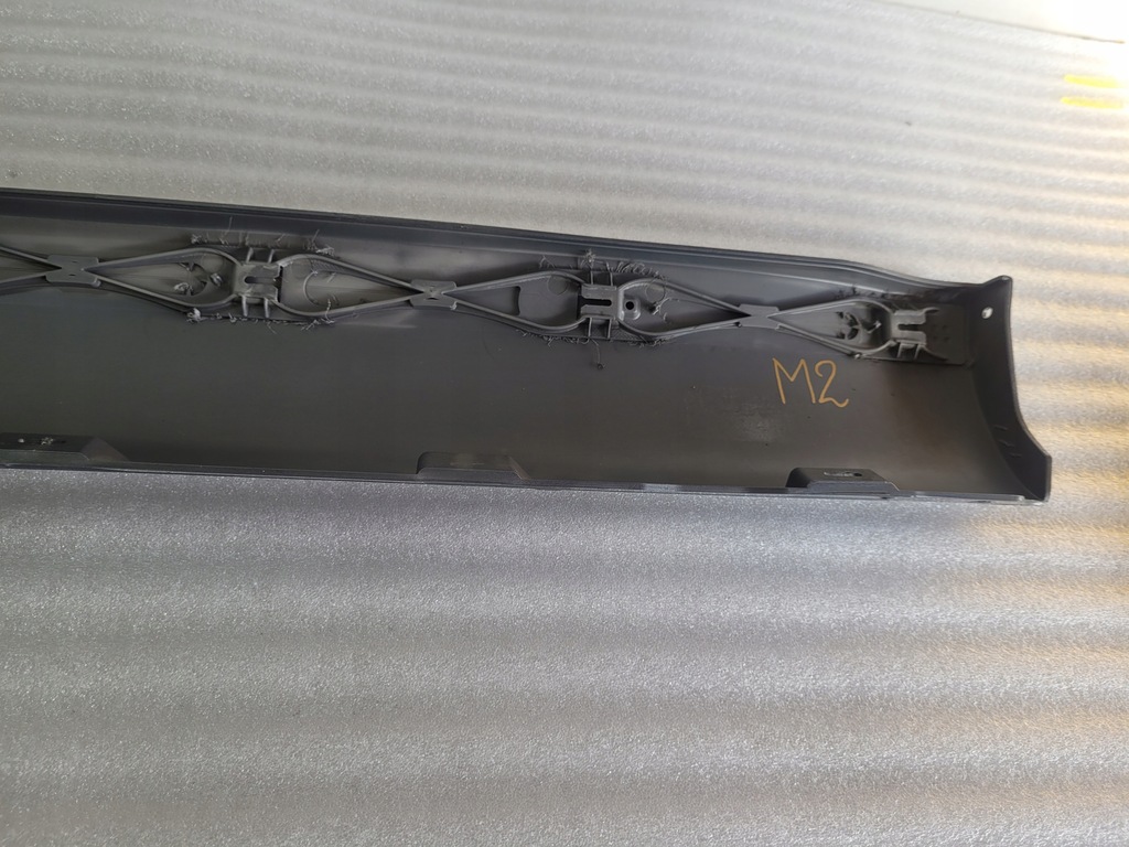 фото №11, Skoda yeti lift молдинг порог правая 5l0853856b