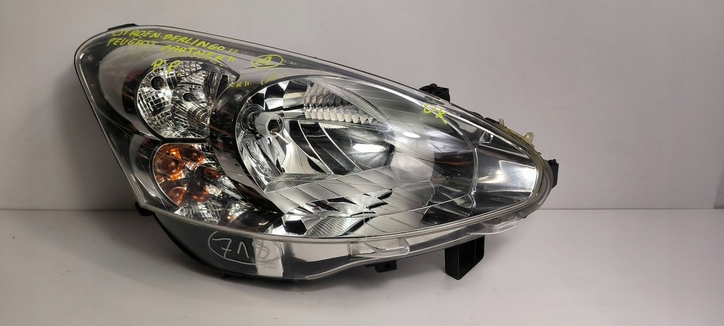 фото №8, Лампа правая передняя peugeot partner ii 9677202180 uk