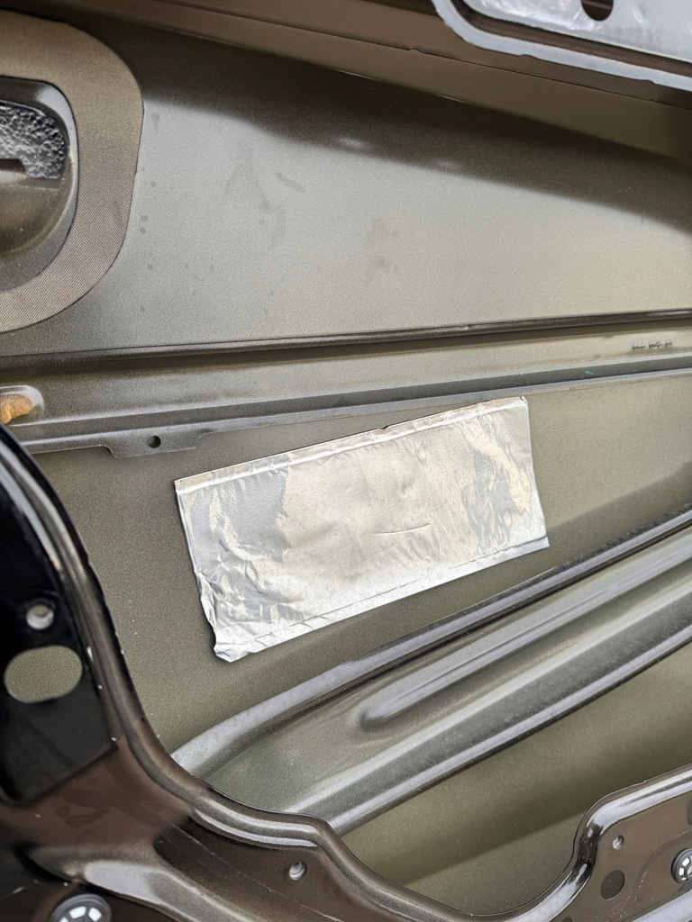 фото №12, Dodge charger передні ліва двері 2015+