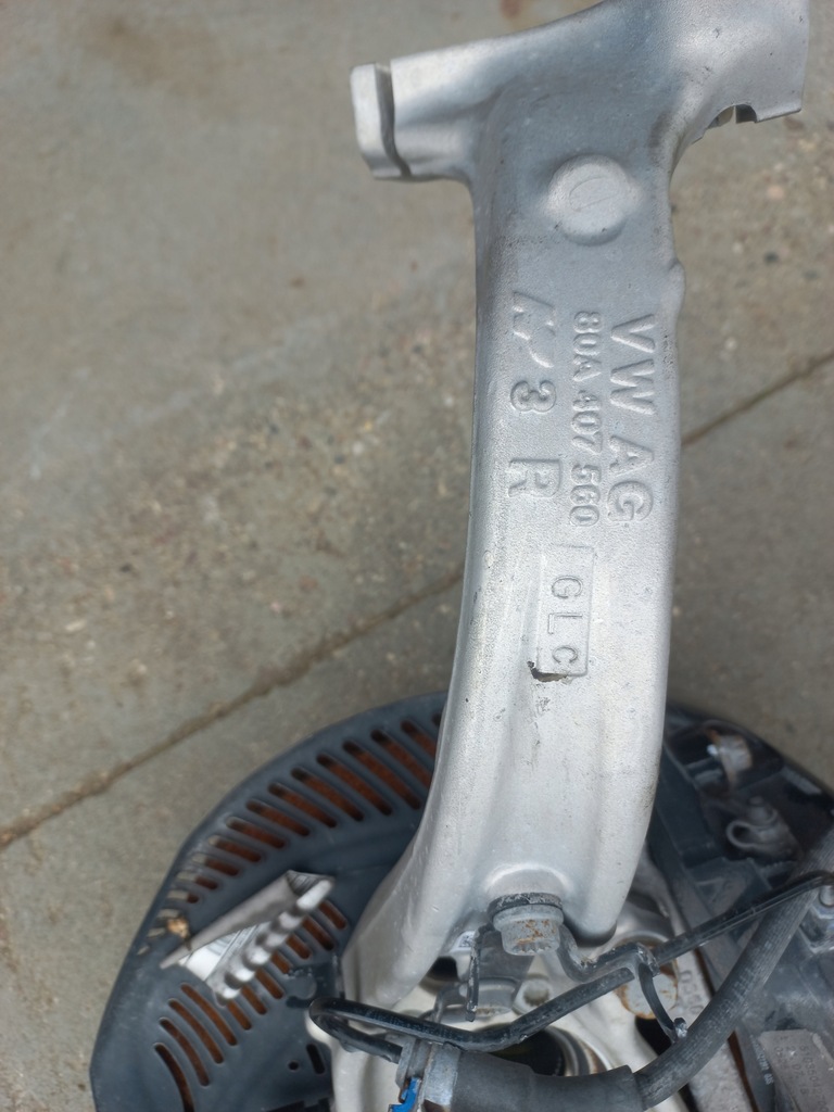 фото №15, Audi sq5 q5 80a 16- поворотний кулак супорт важіль лівий правий перед