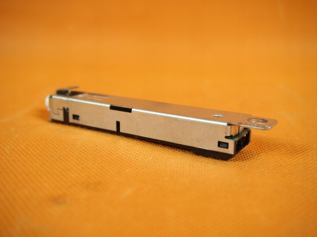 фото №5, Audi q3 8u антенна телефона усилитель 8u0035225a