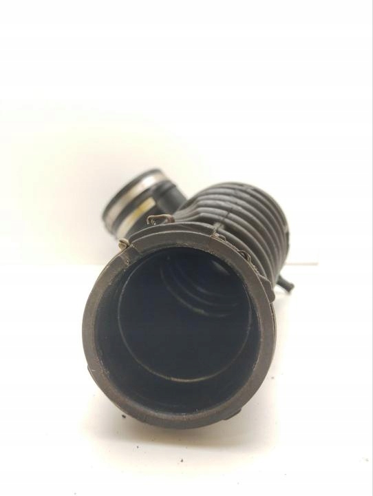 фото №5, Направляющая всасывающая воздуха maserati quattroporte vi 2014 670002061