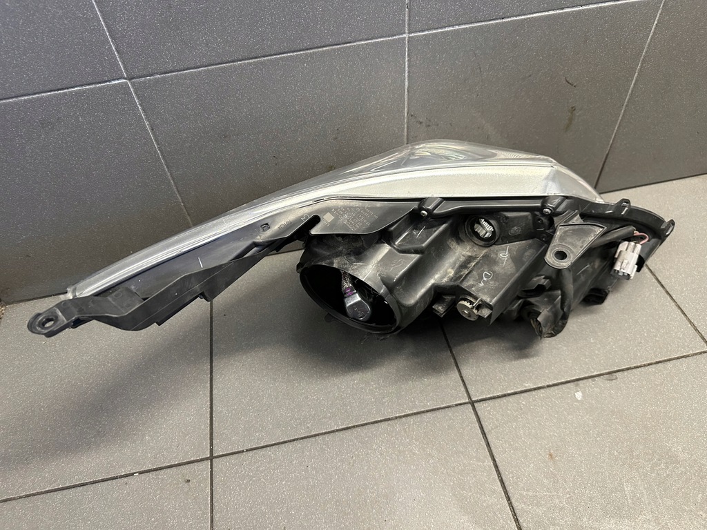 фото №6, Лампа левый перед toyota avensis t27 eu h279hl-ae