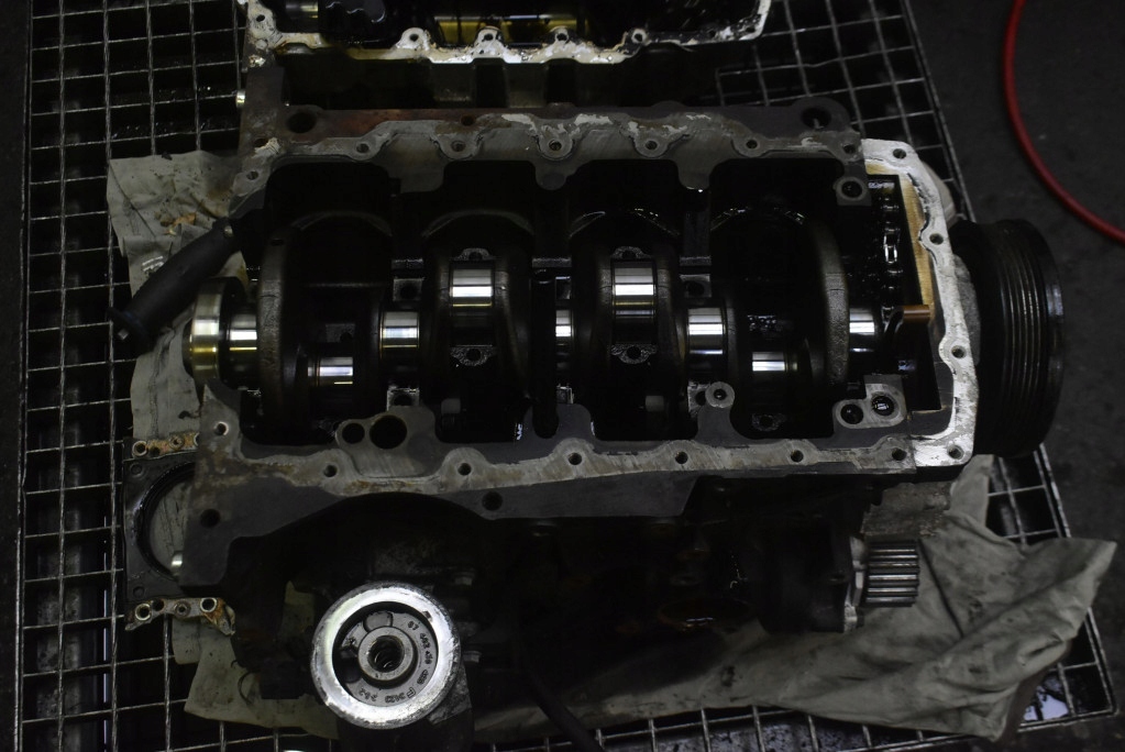 Блок dół двигателя wał ceg seat leon 2 ii 2.0 tdi 170 km 09-12 Оригинал