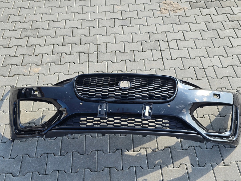 фото №1, Jaguar xe r-dynamic бампер передний решётка радиатора решётка радиатора lx73-17f003