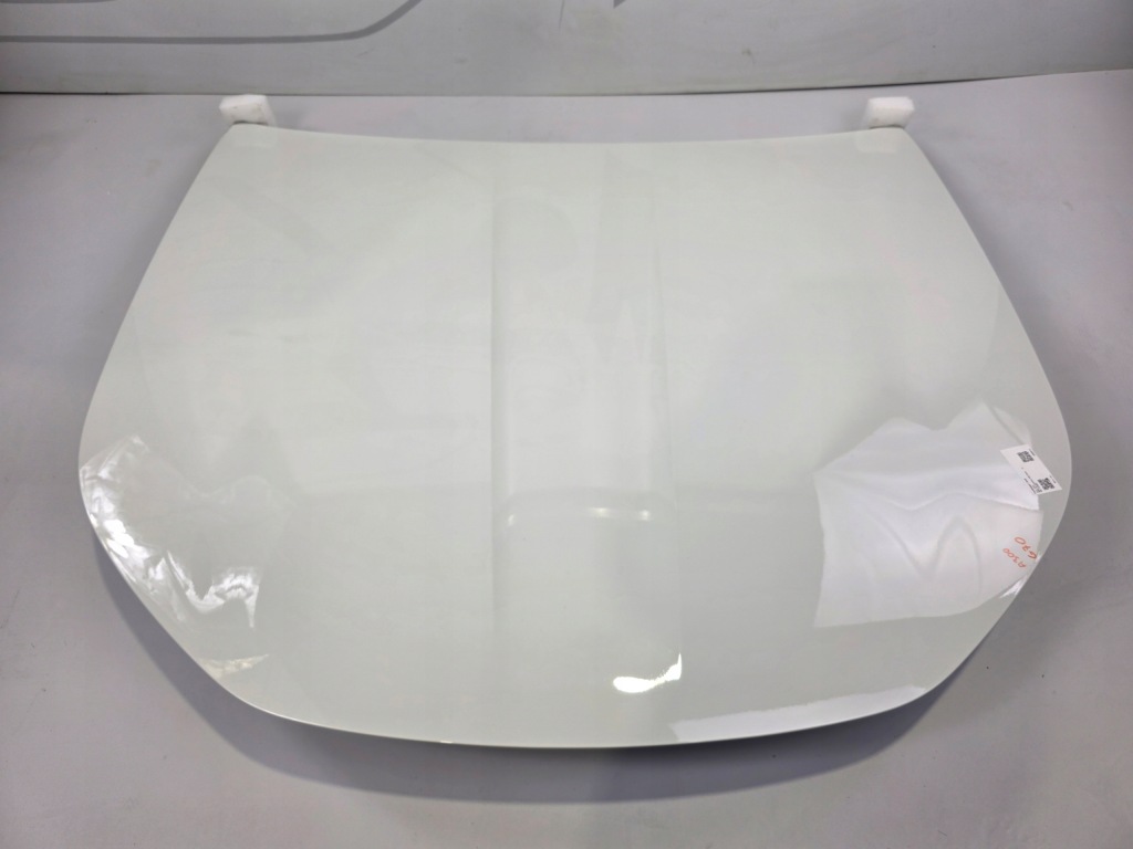 фото №1, Капот bmw 7 g70 a300 alpinweiss