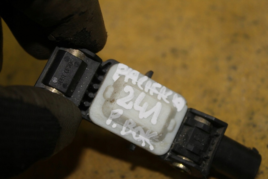 фото №6, Датчик удару правий bok 04671779ac pacifica i