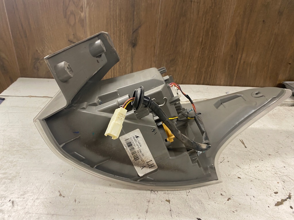 фото №8, Mitsubishi outlander iii лампа левый задняя 8330a787