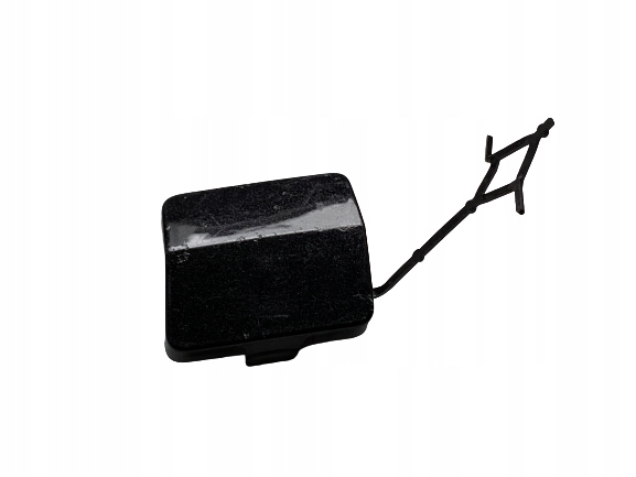 фото №1, Skoda scala 19- заглушка бампера фаркоп задняя