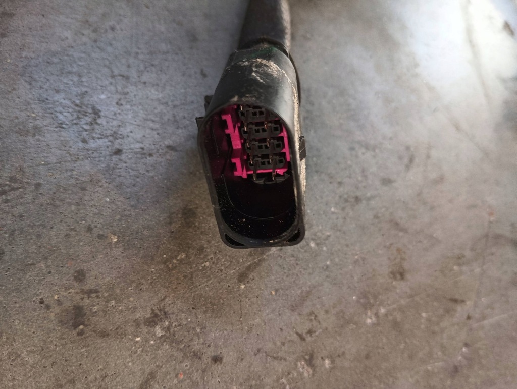 фото №6, Шланг дроти датчика температури 06m971627d audi porsche 3.0 tfsi