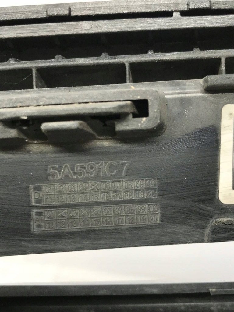 фото №13, Bmw xm решётка декоративная левая 5a591c7 9882979