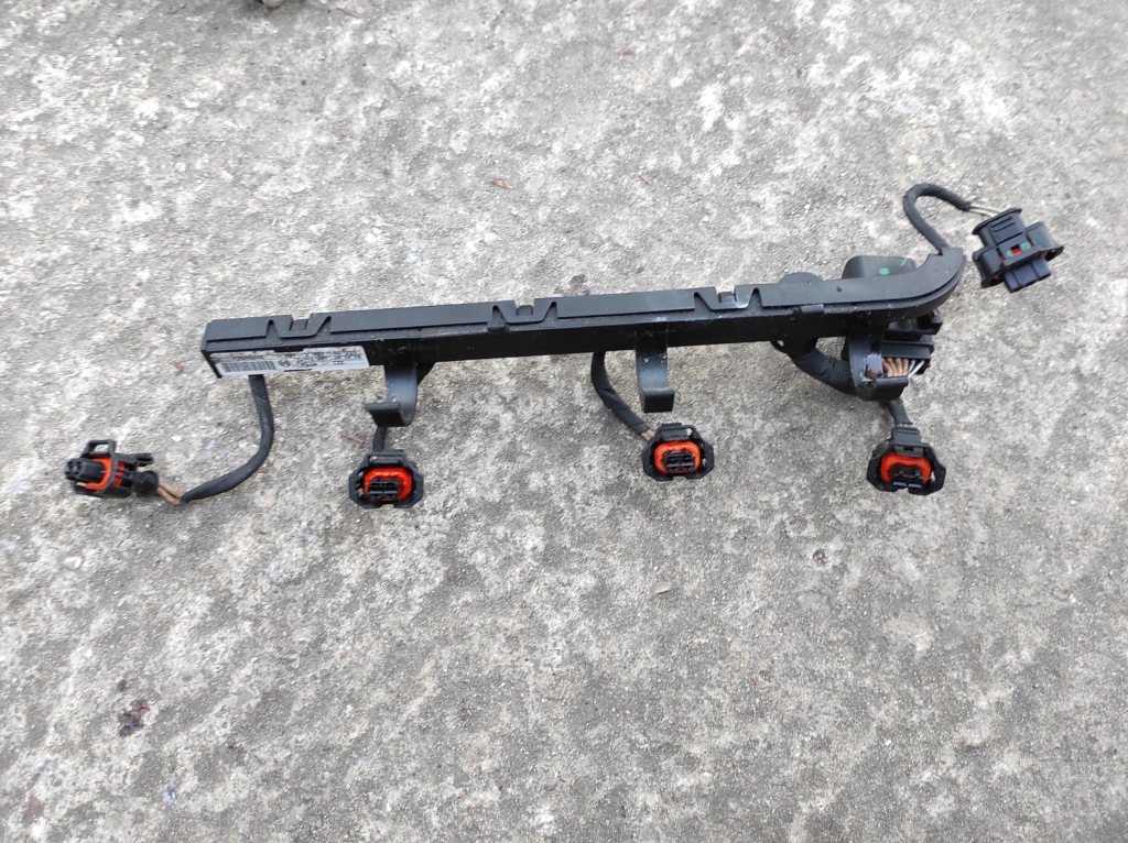 Купити Insignia 2.0t електропроводка форсунок 12589446