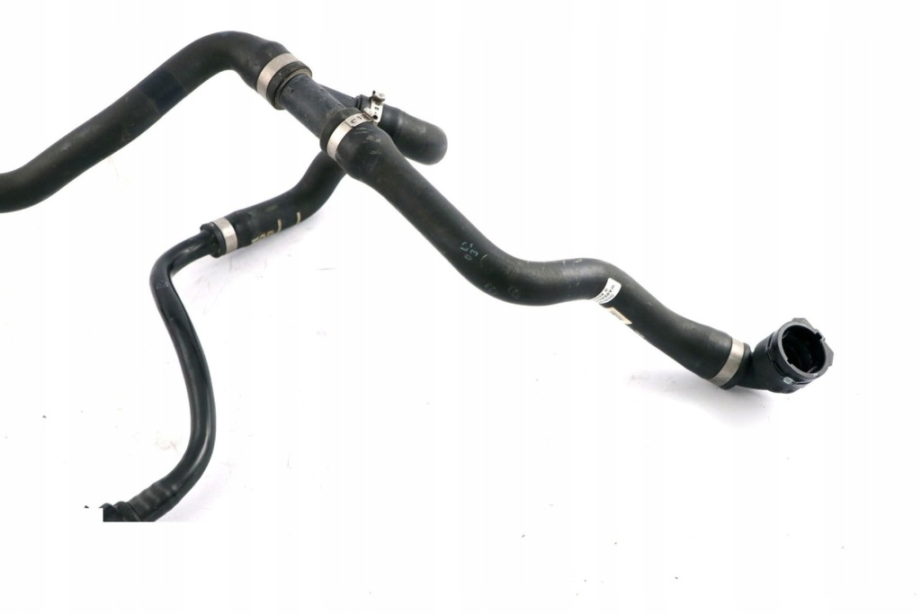 Bmw 1 3 seria f20 f30 f31 lci бензин шланг пабтрубок  радиатора воды 8634283 Доставка