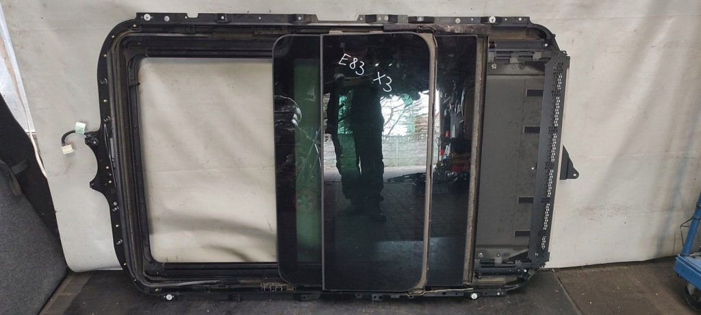 фото №1, Люк панорама крыша панорамный bmw e83 x3 2,0d