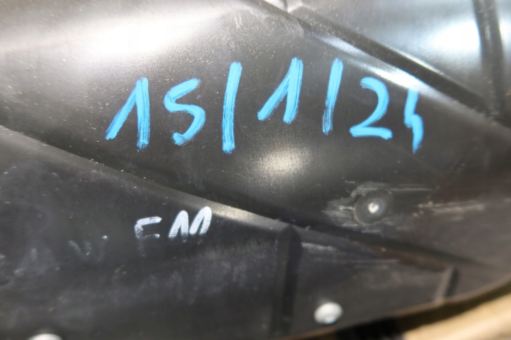 фото №9, Bmw 5 f10 обшивка обивка дверь правый левый задняя шторка dekor