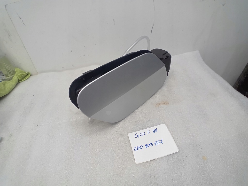 фото №1, Golf viii 8 кришка заливної пального 5h0809857