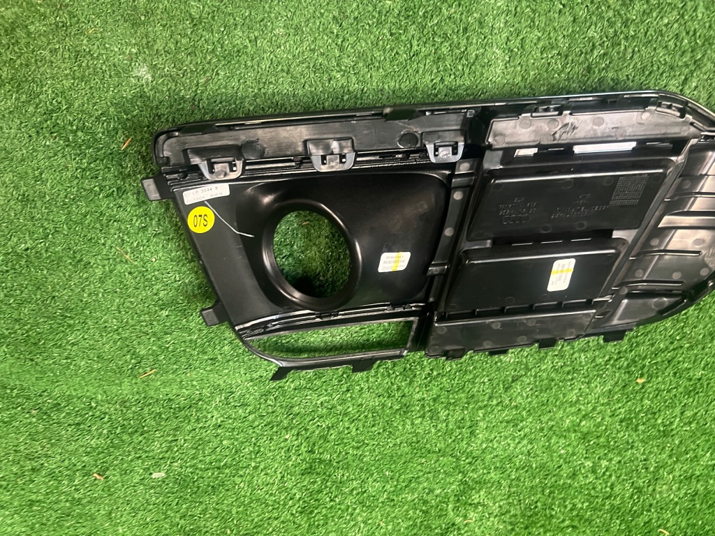 фото №5, Решітка бампера правий перед audi q5 s-line 80a807246b