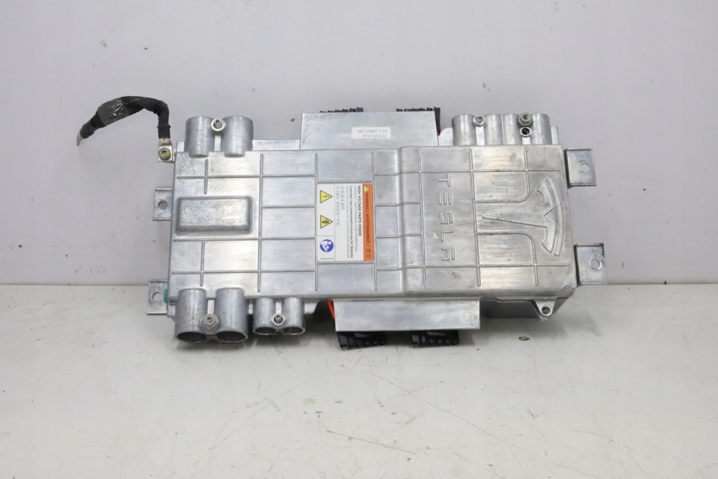 Купити Акумулятор box блок запалювання tesla model s p85 2015r 1033020-10-d
