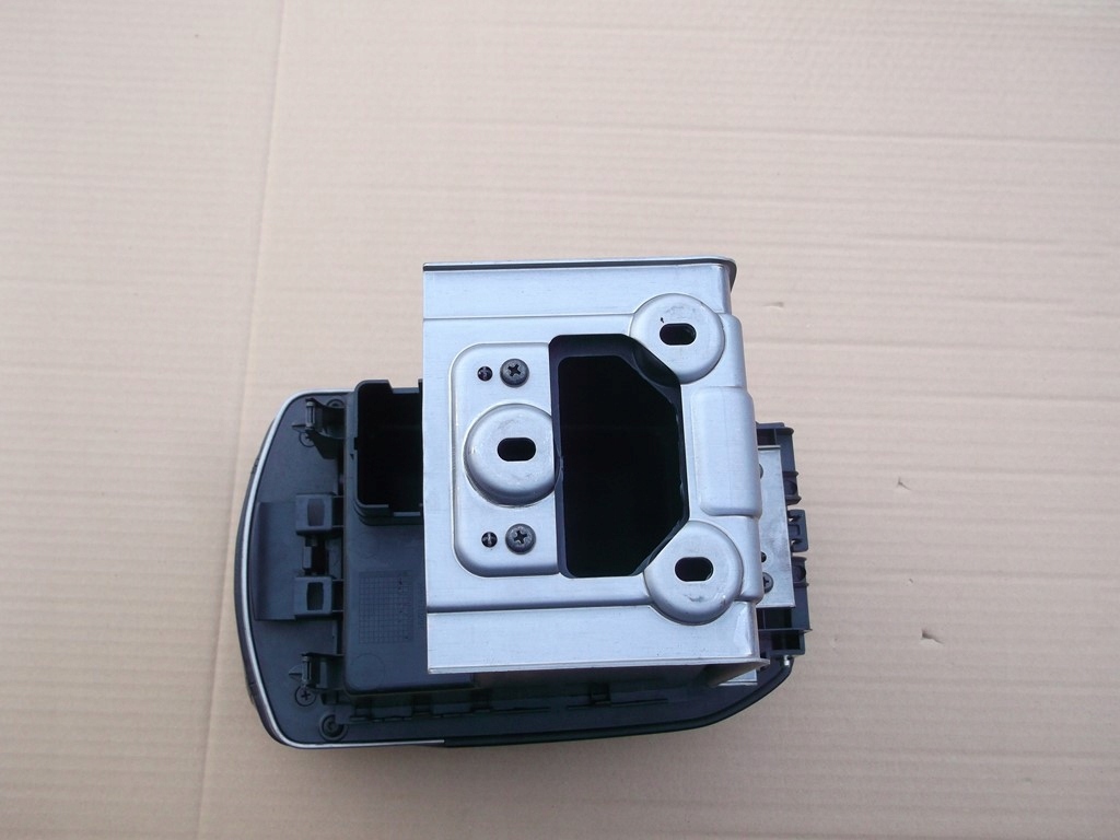 фото №7, Hyundai ix35 підлокітник шкіра тунель