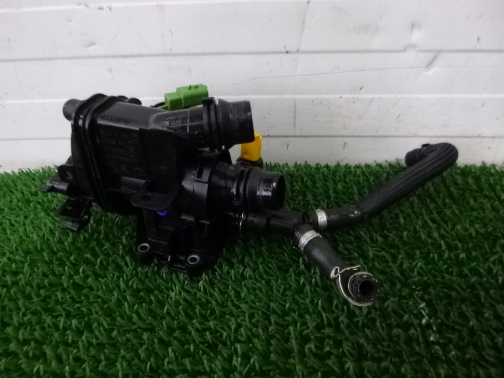 фото №1, Citroen оригинальный номер 9812131480 корпус термостата