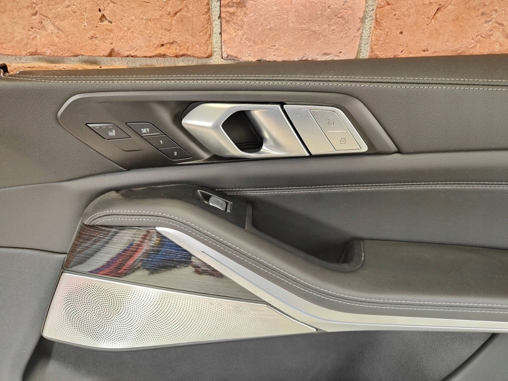 фото №9, Обшивка обивка дверь правый перед bmw x7 g07 x5 g05 bowers led vernasca