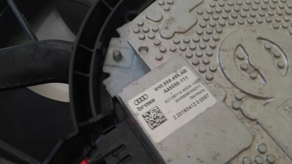 фото №9, Audi a8 4h корпус вентилятор 4h0121003m