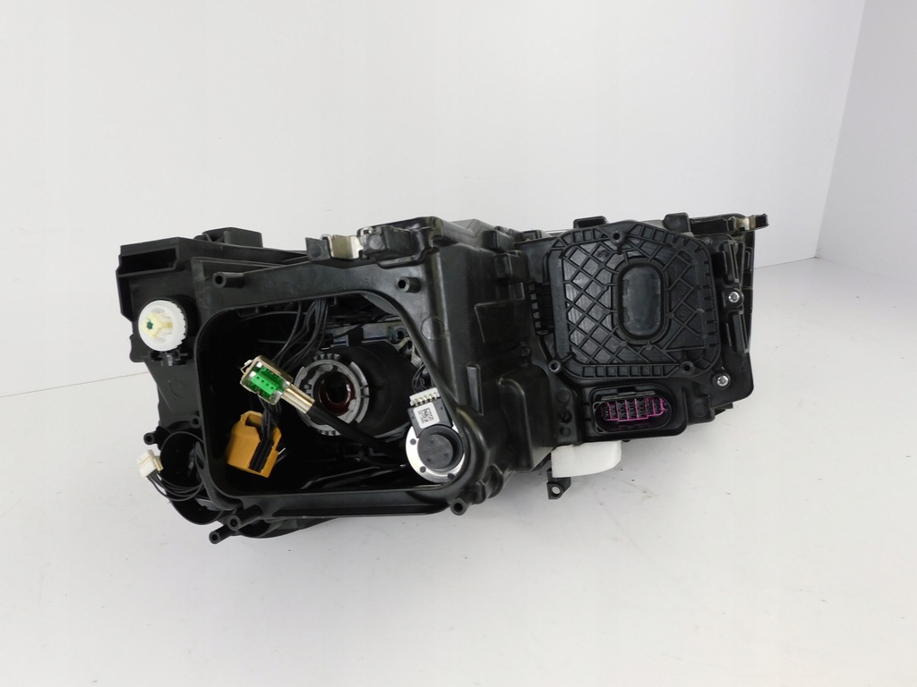 фото №9, Audi a8 d4 4h lift лампа права ксенон 4h0941044 4h0941006