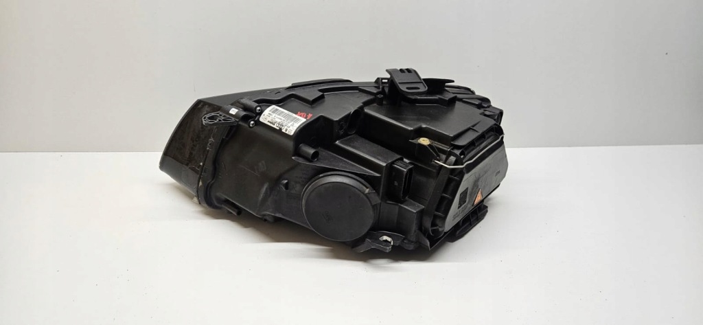 Audi a5 8t0 фара ксенон некерований led фара правий в Україні