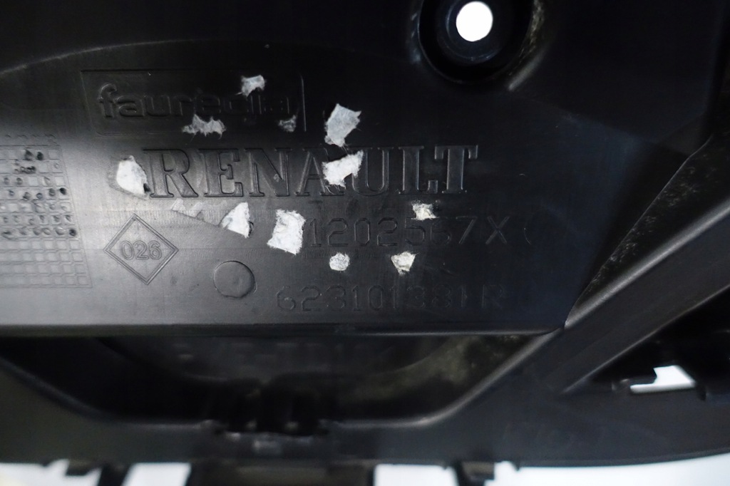 фото №8, Renault kangoo ii lift 2013- решётка радиатора решётка радиатора бампера 623101381r